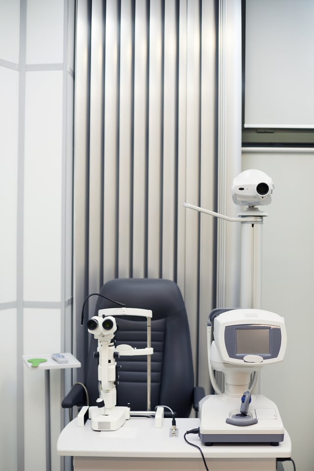 Section - ophthalmology-office-2023-11-27-05-08-24-utc